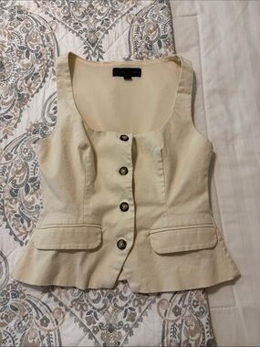 Zara Cream Sleeveless Button Vest